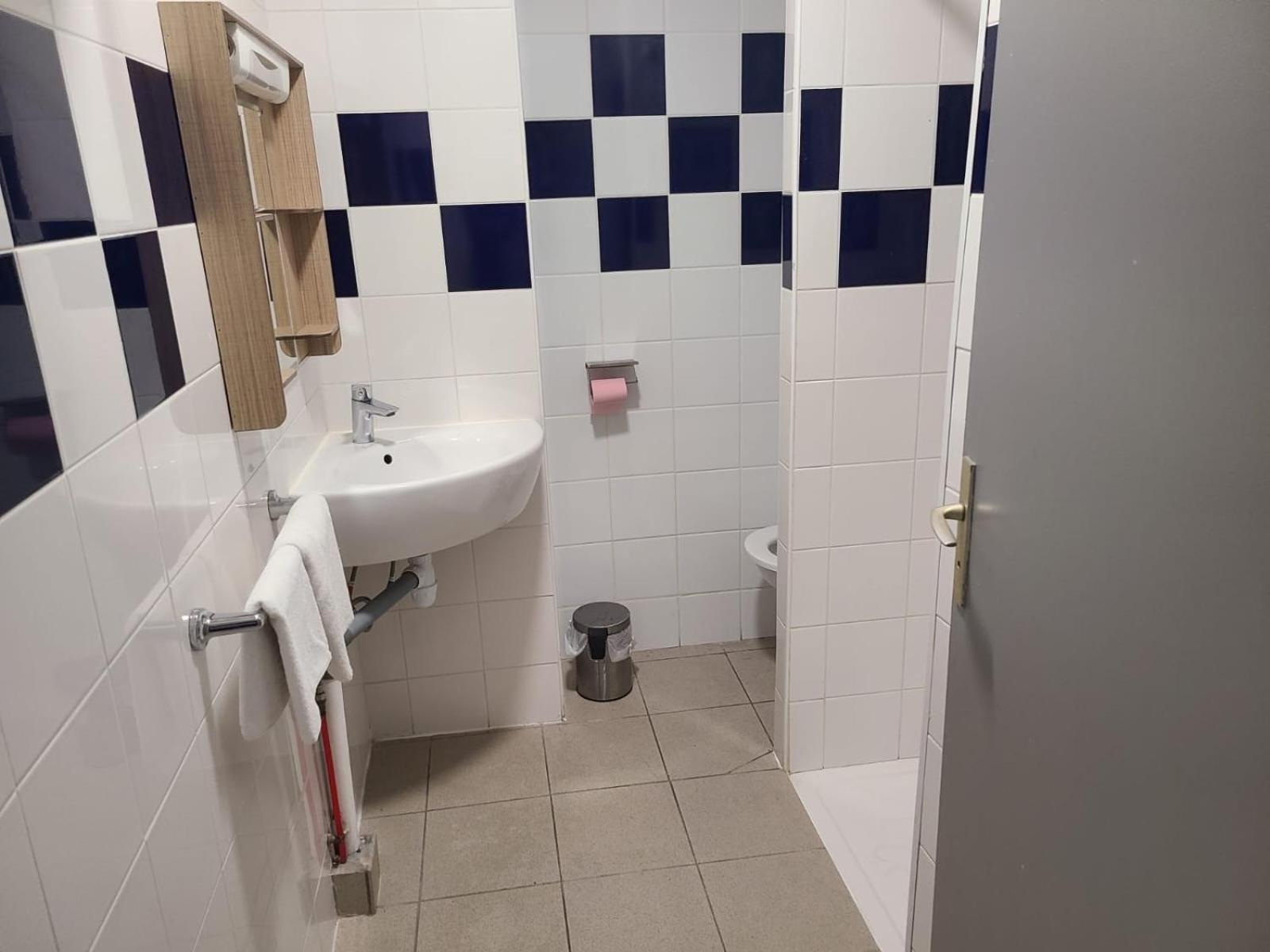 Hotel Victoire, Poitiers Gare Zewnętrze zdjęcie